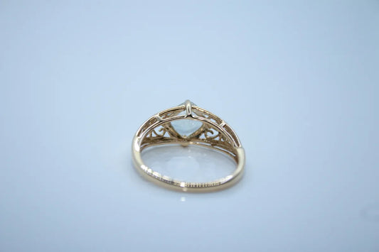 14K Yellow Gold Aqua Colored Ring