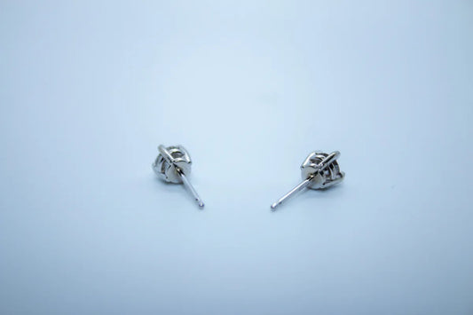 14 K White Gold Diamond Stud Earrings
