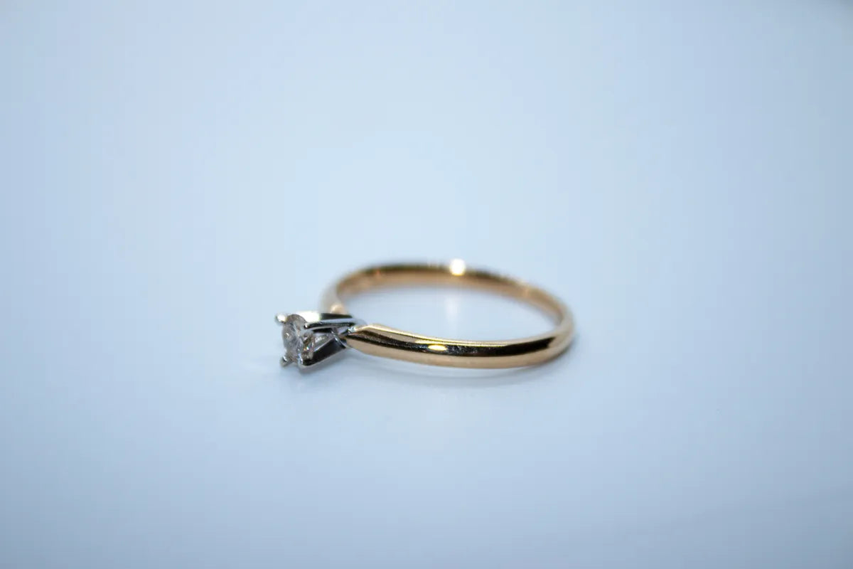 14K Yellow Gold Diamond Ring