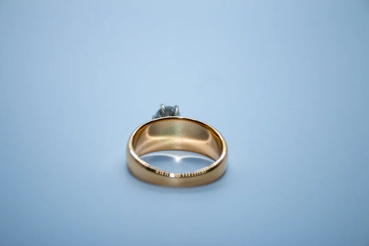 14K Estate Yellow Gold Solitaire Ring