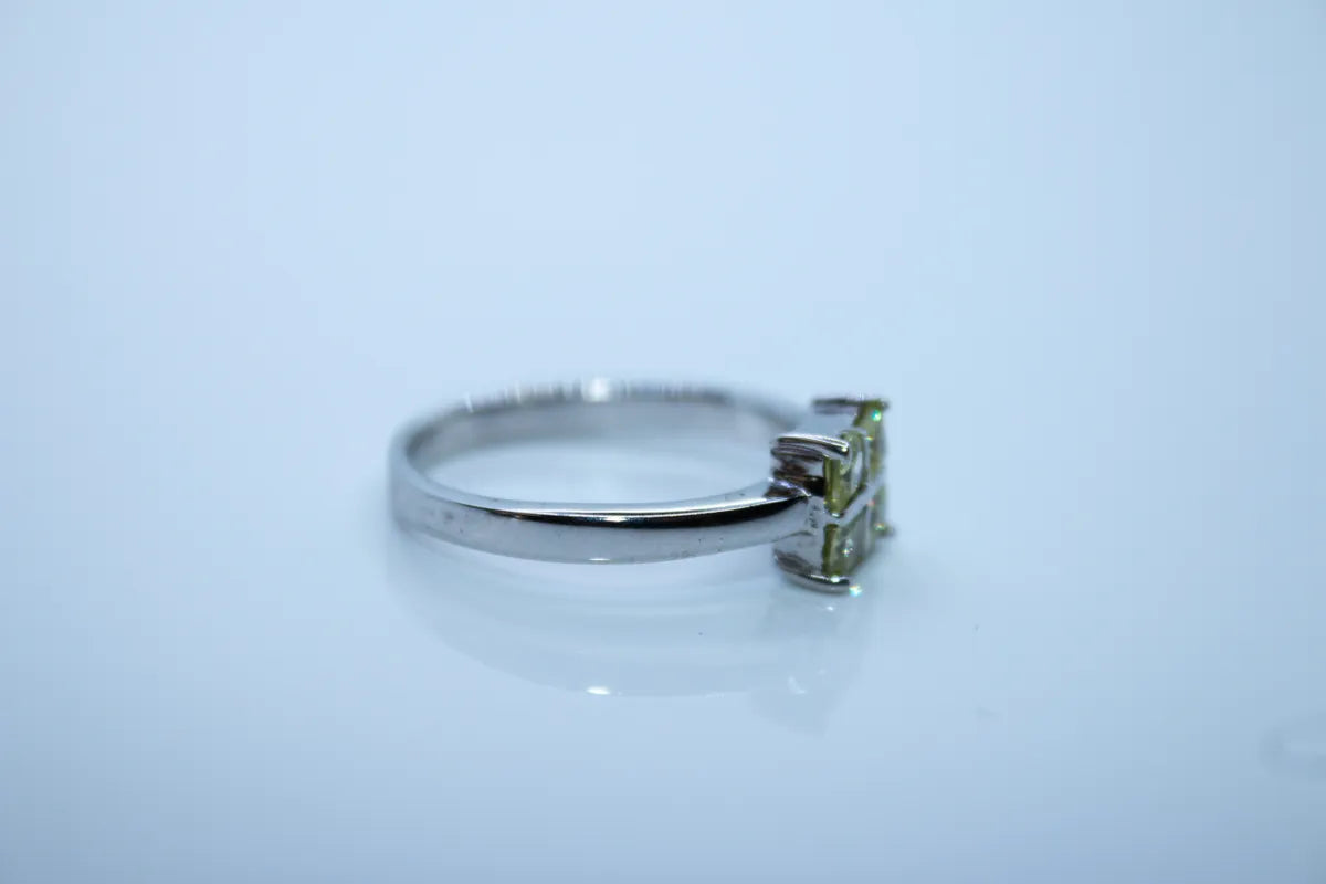 Sterling Silver Peridot Ring