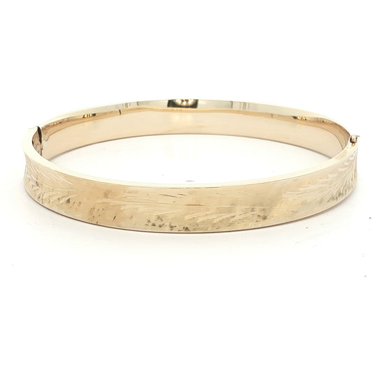 14k Yellow Gold 1970s Vintage Leaf Etched Bangle