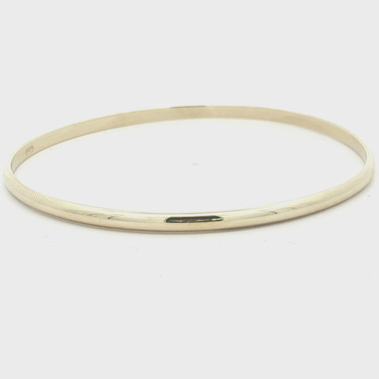 Vintage 1970s Solid 21K Yellow Gold Bangle | Estate Fine Jewelry