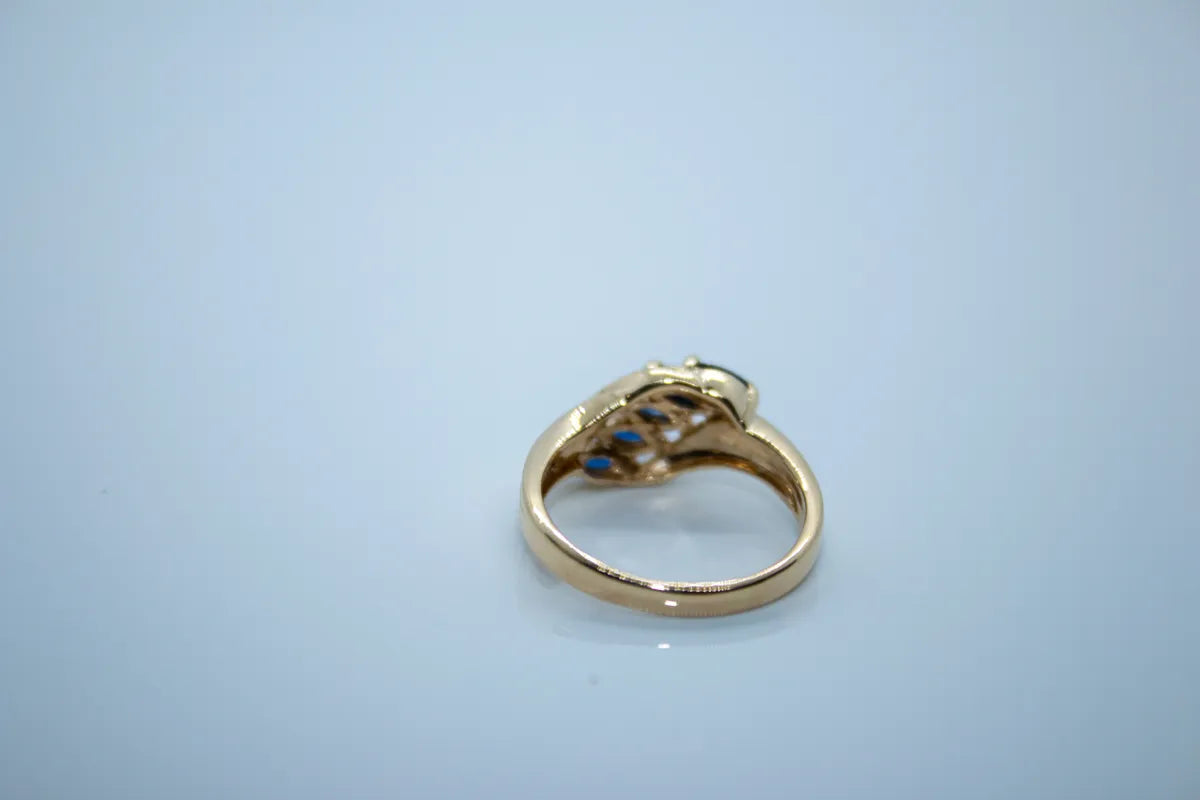 14 K Yellow Gold Sapphire Ring