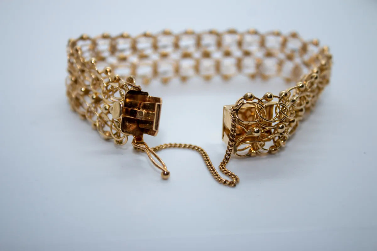 14 K YG Estate Charm Bracelet