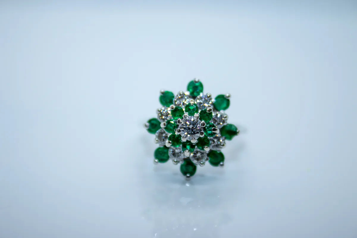 14 K White Diamond Emerald Ring