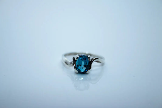 Sterling Silver London Blue Topaz Ring