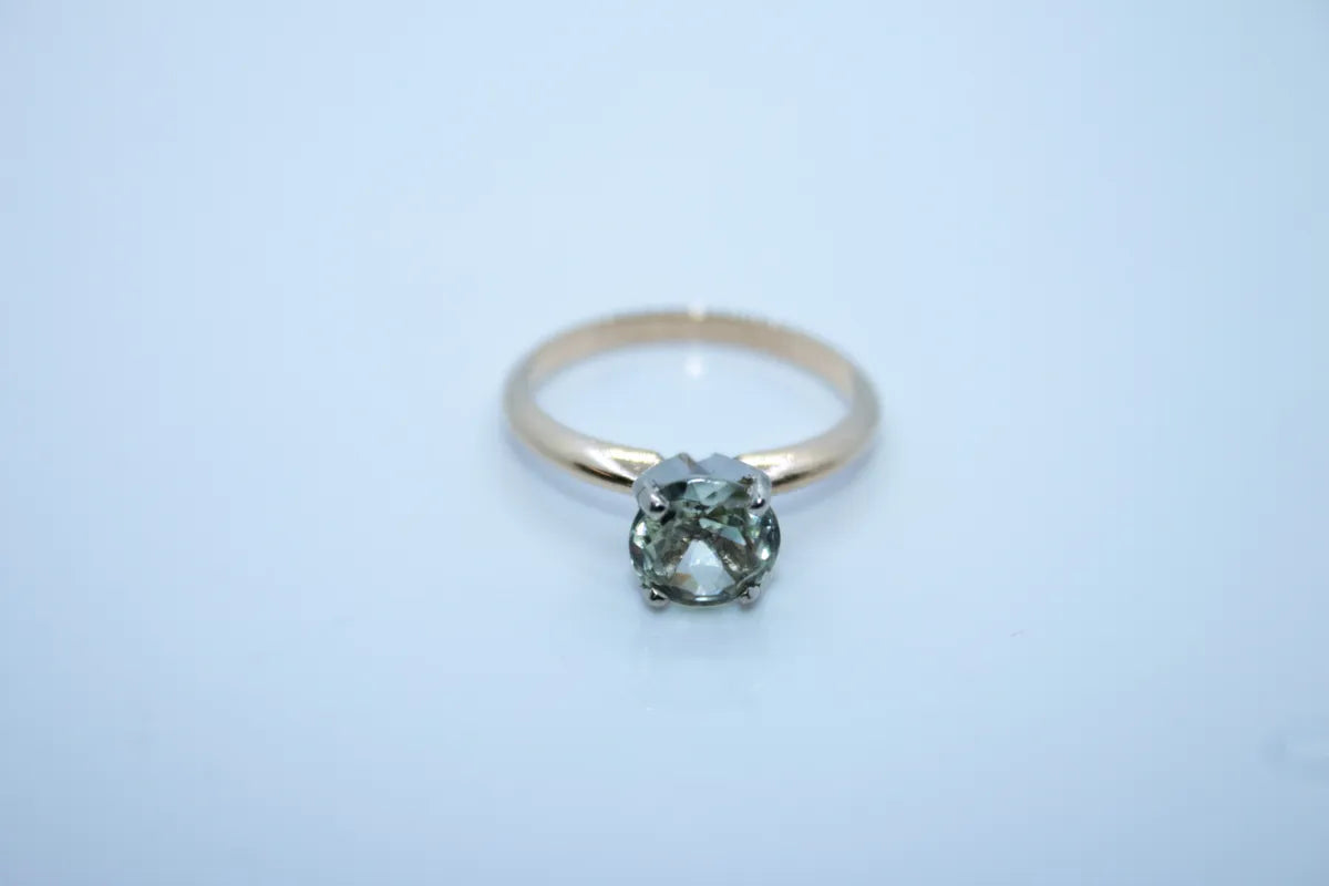 14 Karat Yellow Gold Estate Aquamarine Ring