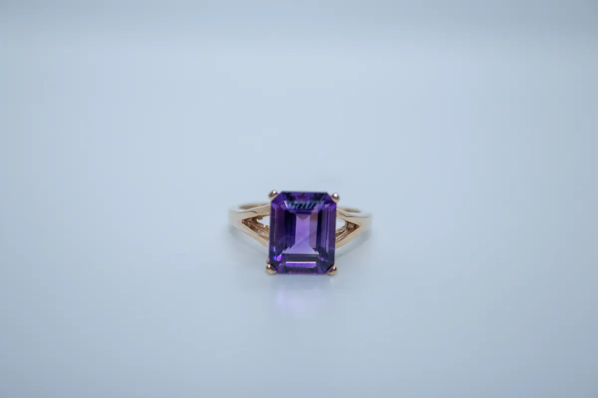 14 K Y/G Amethyst Ring, Emerald Cut, Size 5 1/2