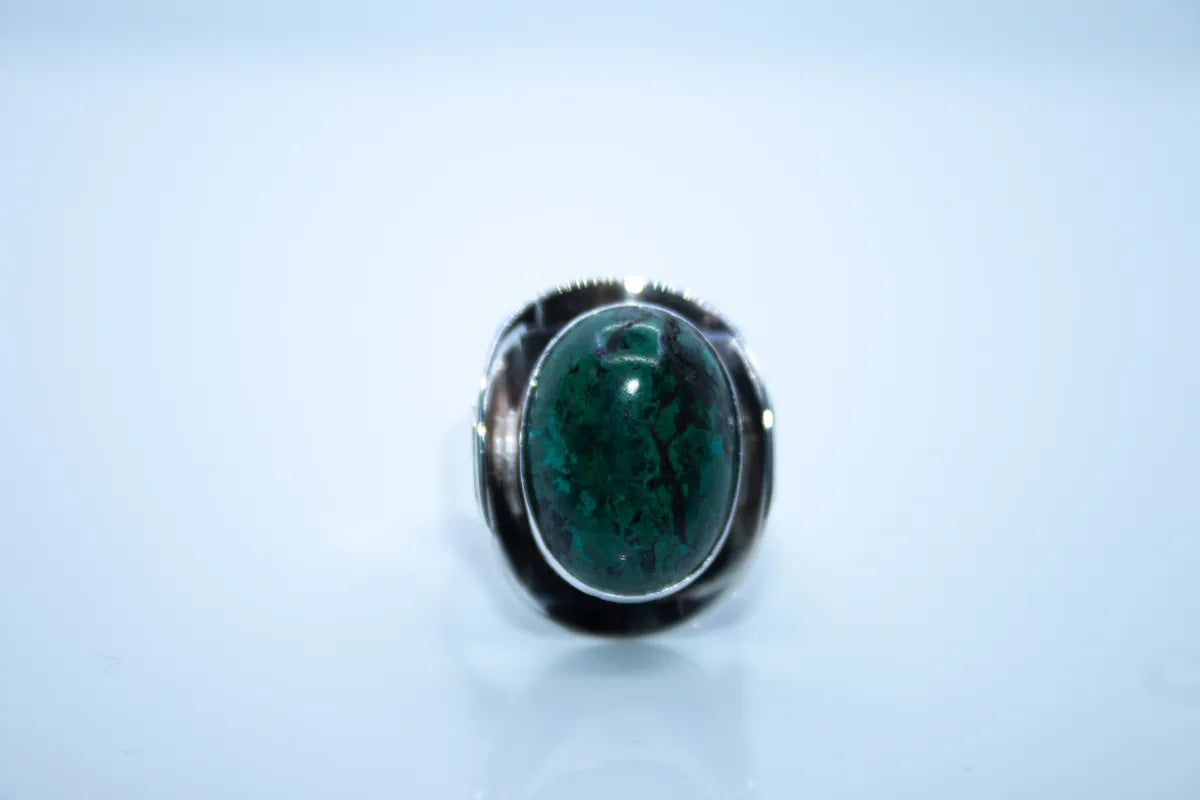 Sterling Silver Oval Malachite Ring