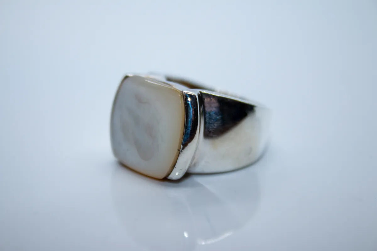 Sterling Silver Mother of Pearl Ring