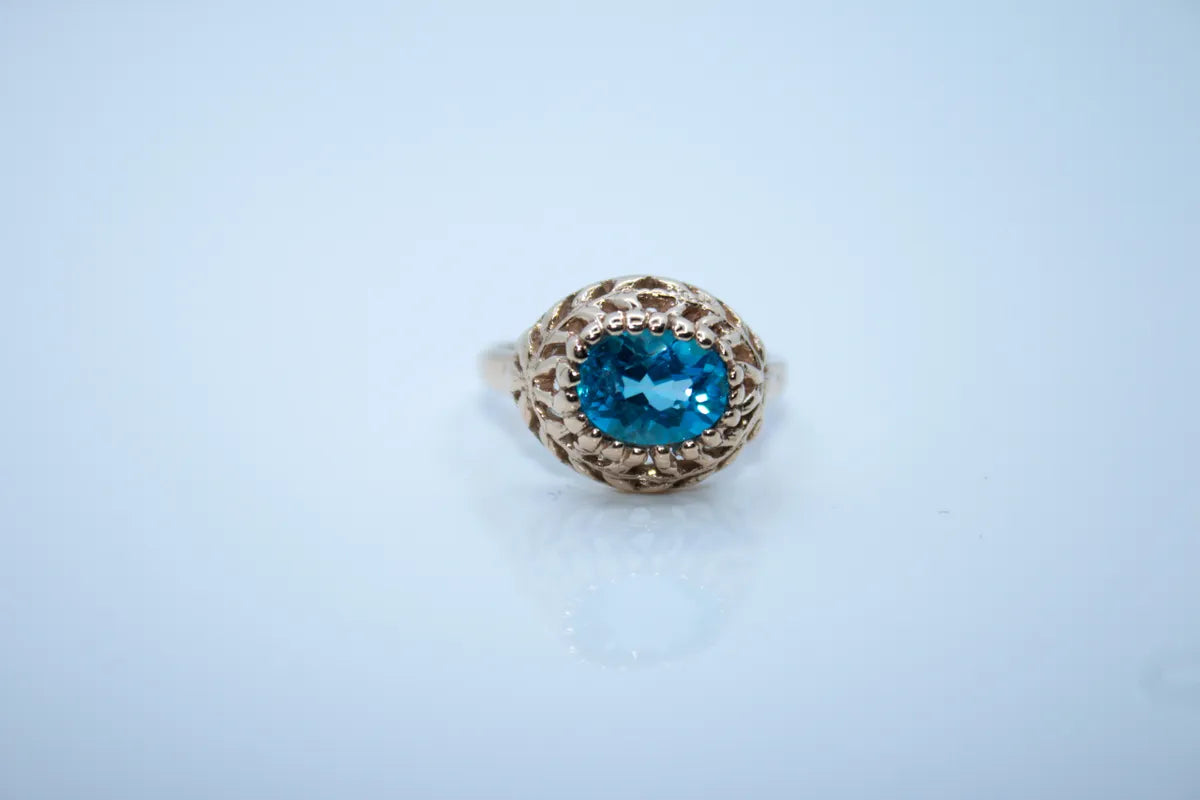 14K Yellow Gold Blue Topaz Ring