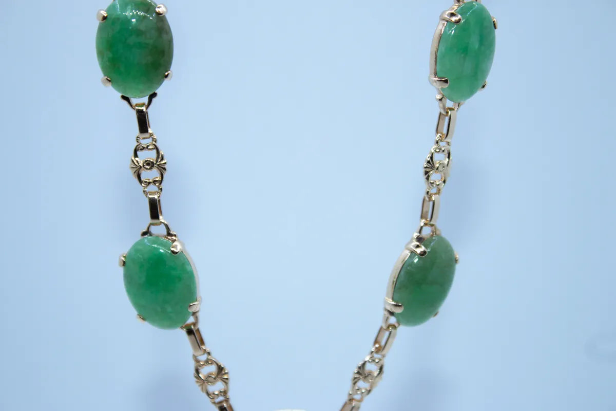 14 K Yellow Gold Estate Jade Necklace