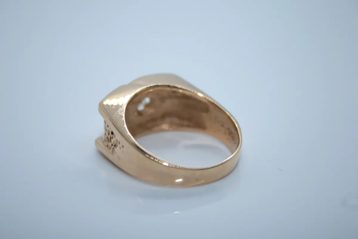 14K Yellow Gold Gentlemen's Ring